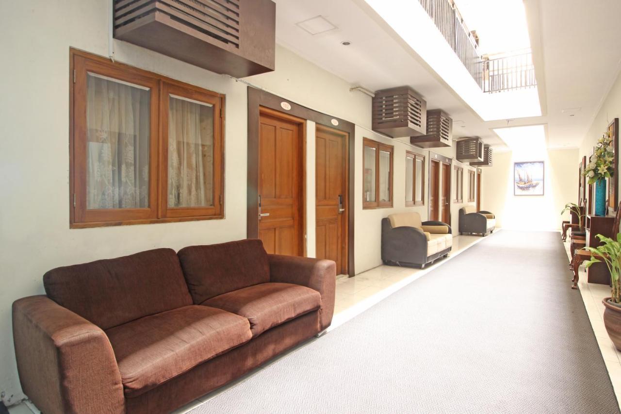Reddoorz Plus Near Keraton Solo Exterior foto