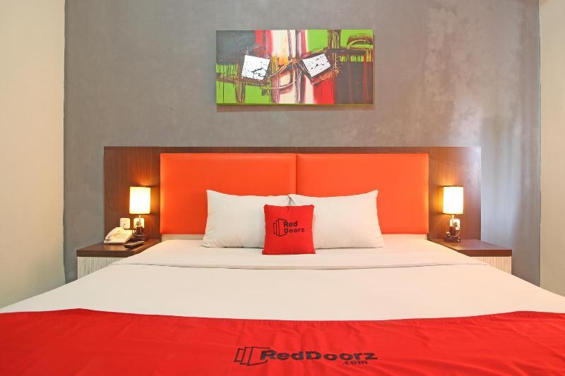 Reddoorz Plus Near Keraton Solo Exterior foto